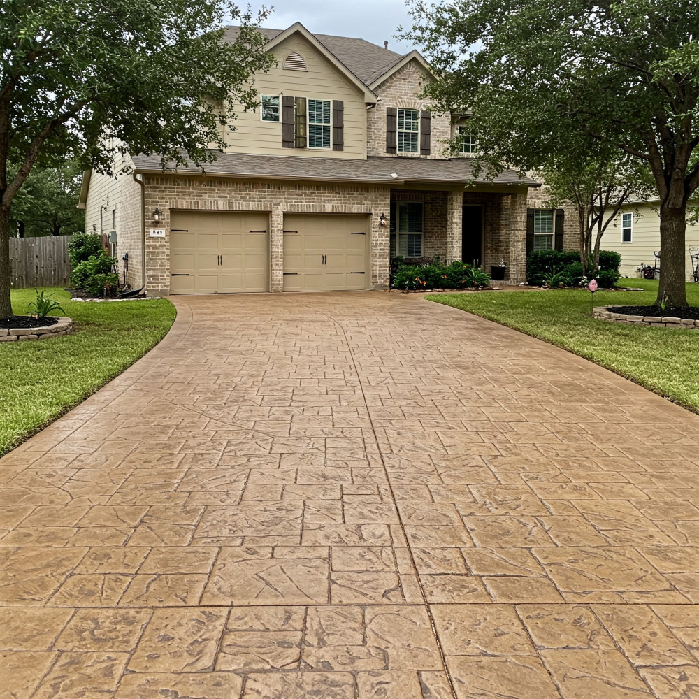 Concrete vs. Asphalt: Choosing the Best for Your Dallas, TX Home